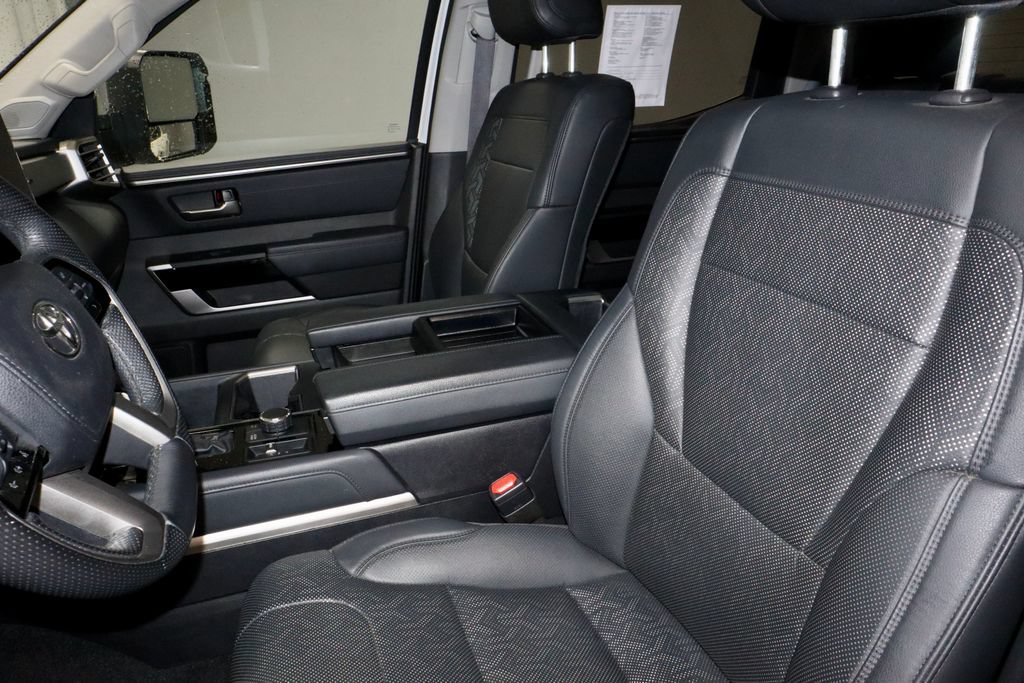 Used 2024 Toyota Tundra Limited AWD/4WD image 25