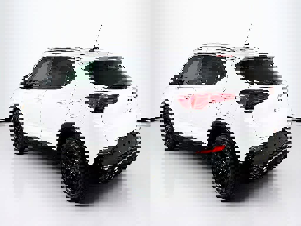 Used 2024 Buick Encore GX Sport Touring w/ Comfort Package image 3