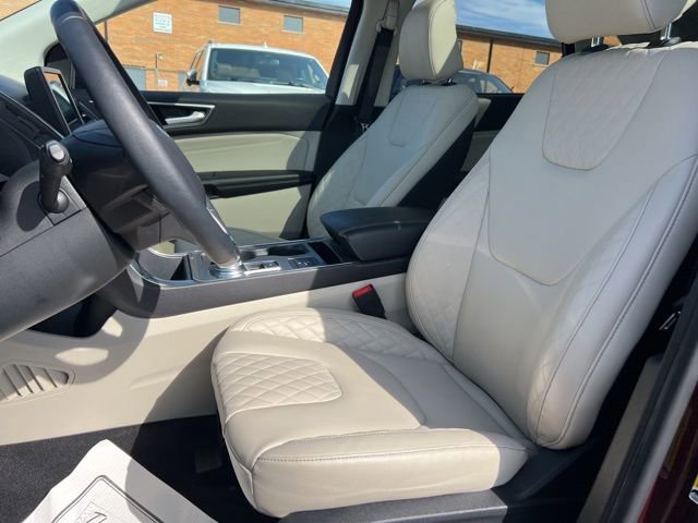 Certified 2024 Ford Edge Titanium image 21