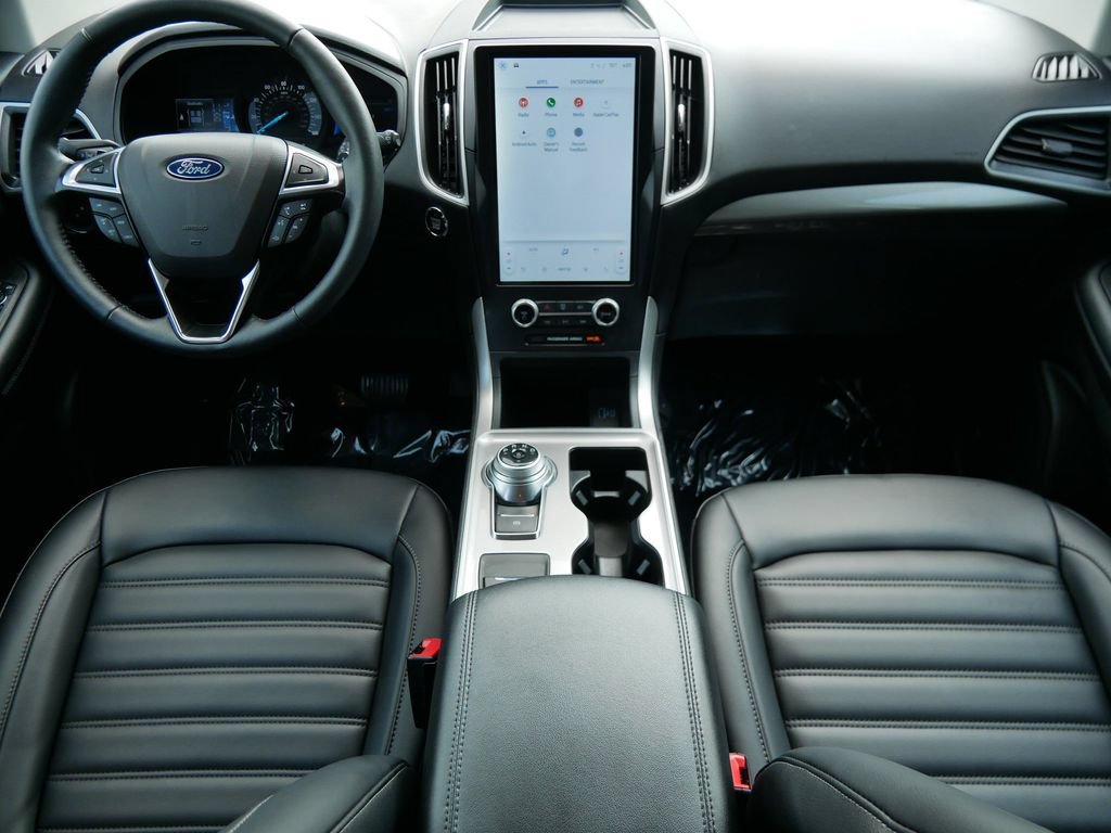Certified 2024 Ford Edge SEL w/ Convenience Package AWD/4WD image 13