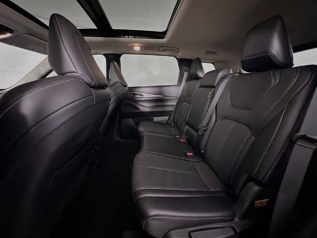 Used 2024 INFINITI QX60 Luxe AWD/4WD image 14