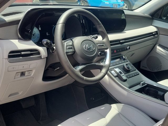 Used 2024 Hyundai Palisade SEL FWD image 6