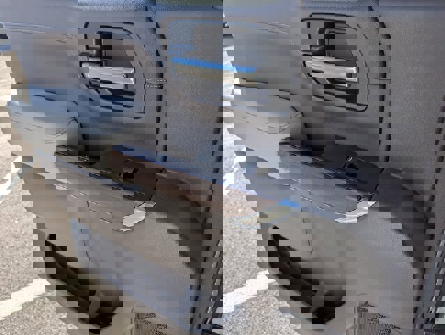 Used 2019 GMC Sierra 1500 SLT w/ SLT Premium Package image 29