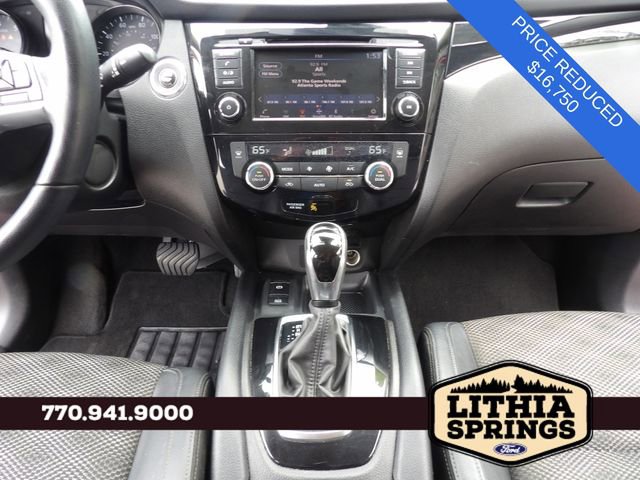 Used 2022 Nissan Rogue Sport SV w/ Technology Package AWD/4WD image 16
