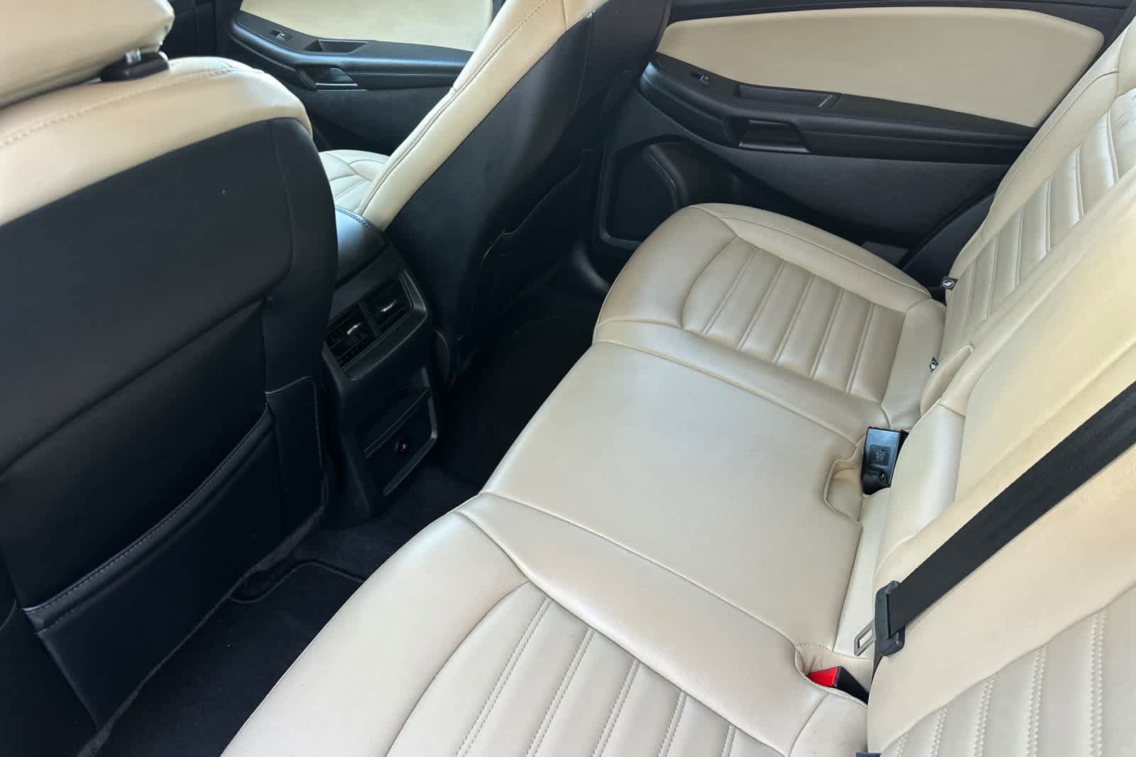 Certified 2024 Ford Edge SEL AWD/4WD image 4