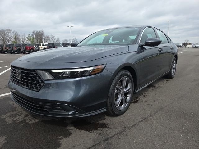 Used 2023 Honda Accord EX video 2