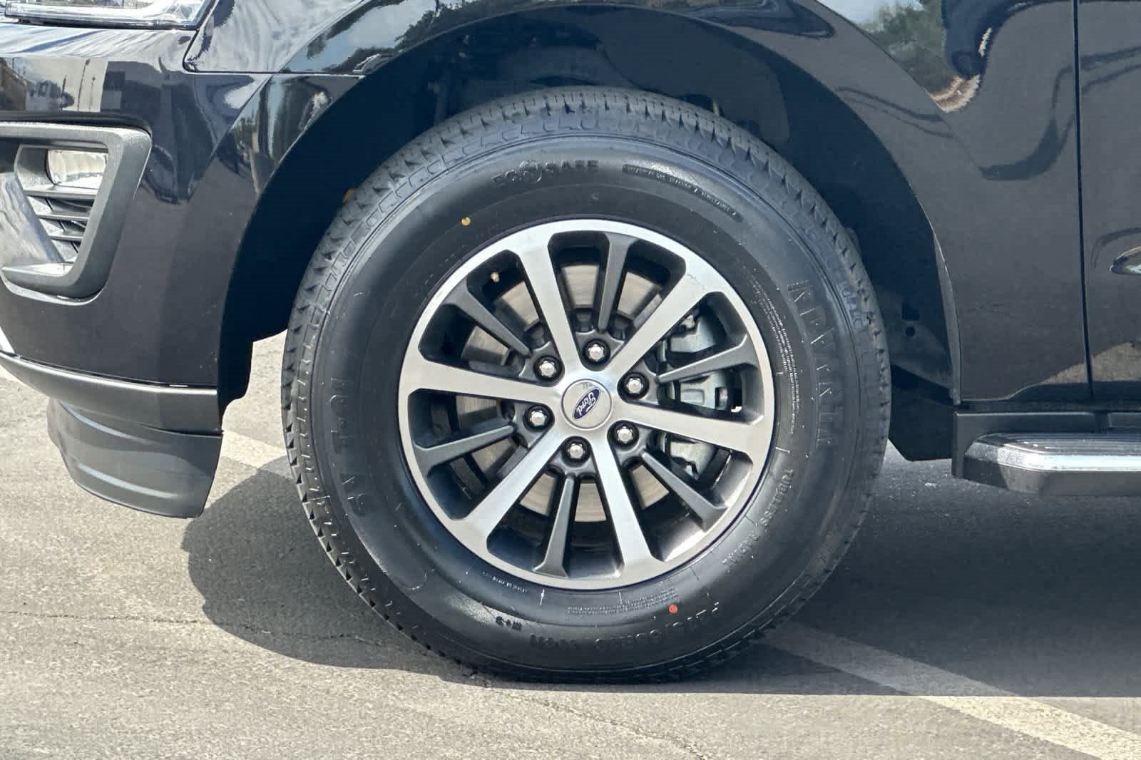 Certified 2020 Ford Expedition XLT w/ Equipment Group 202A image 28