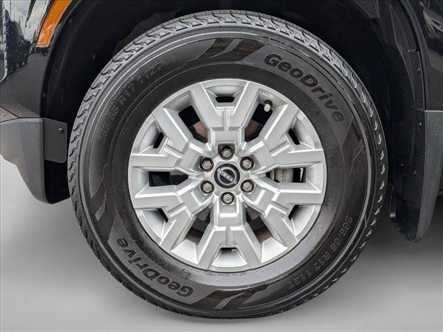 Used 2023 Nissan Frontier 2WD Crew Cab image 21