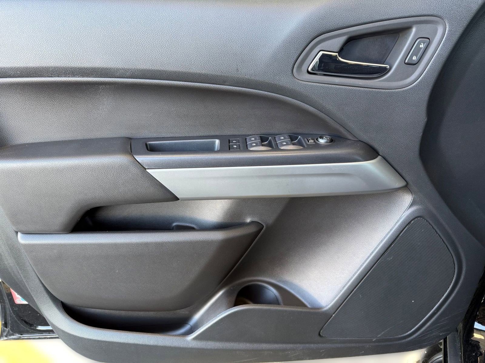 Used 2022 Chevrolet Colorado LT w/ LT Convenience Package RWD image 24