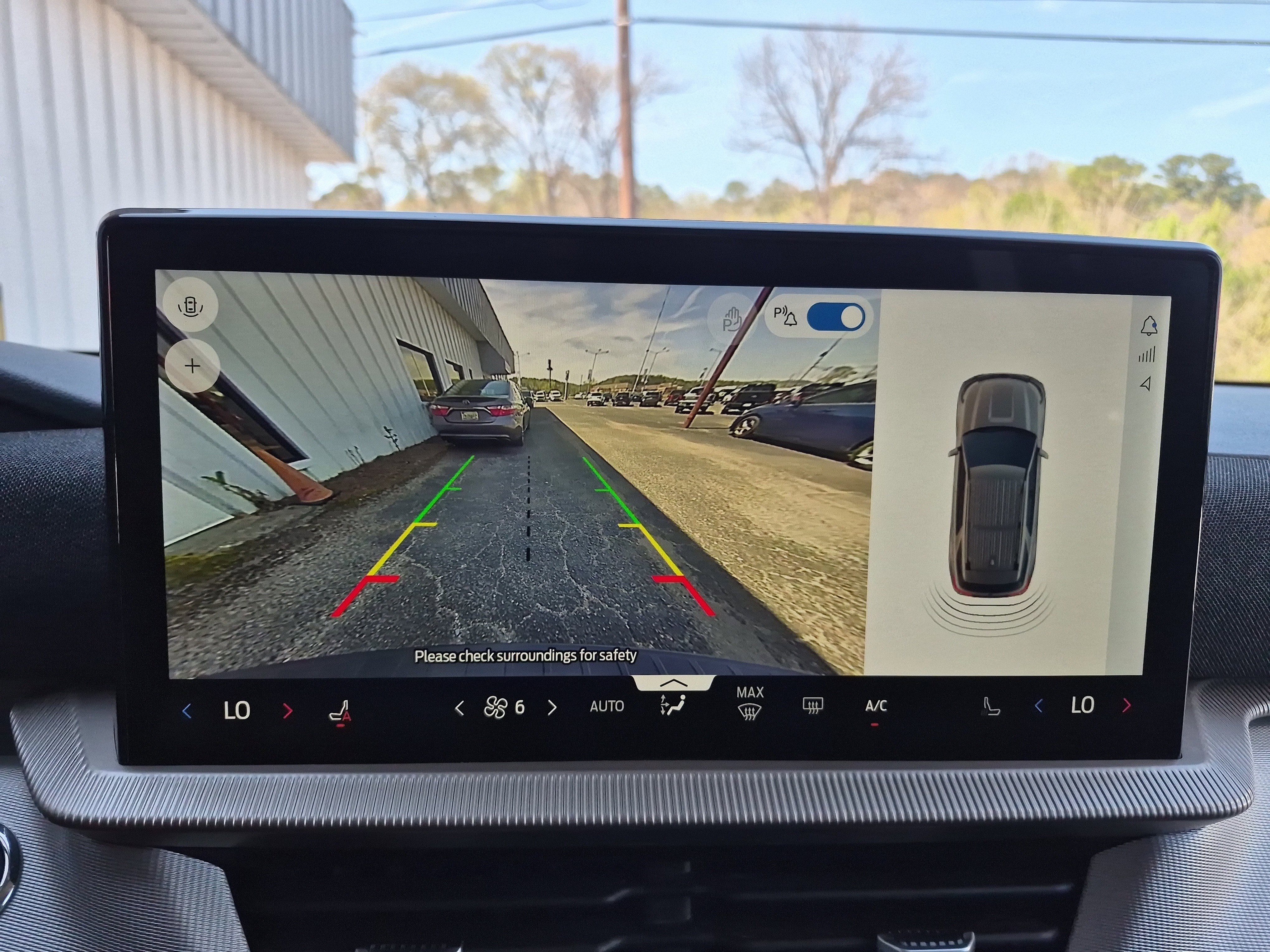 Certified 2025 Ford Explorer Active image 38