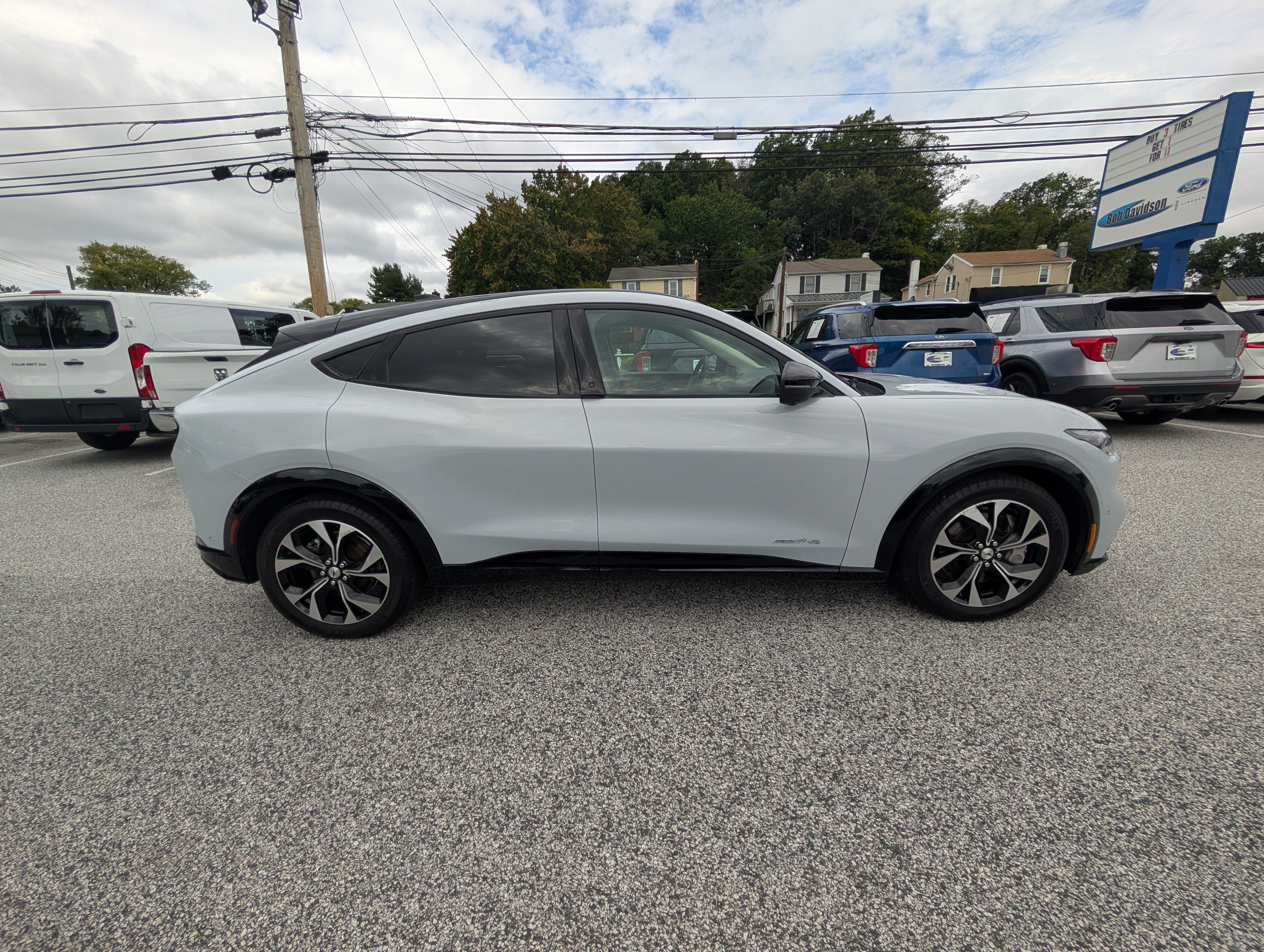 Certified 2023 Ford Mustang Mach-E Premium AWD/4WD image 8