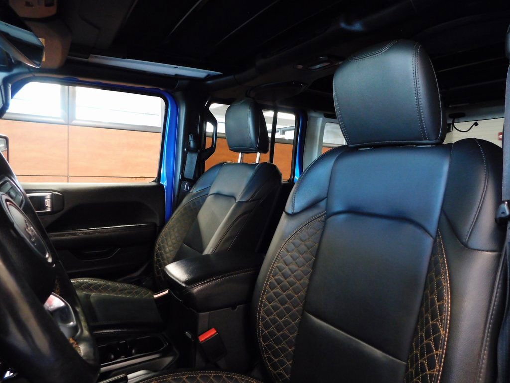 Used 2022 Jeep Wrangler Unlimited Sahara image 30