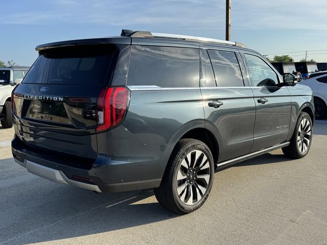 Certified 2025 Ford Expedition Platinum w/ Driver's Package AWD/4WD image 4
