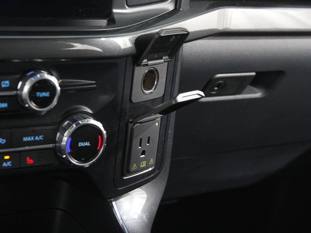 Certified 2022 Ford F150 XLT w/ Equipment Group 302A High image 17