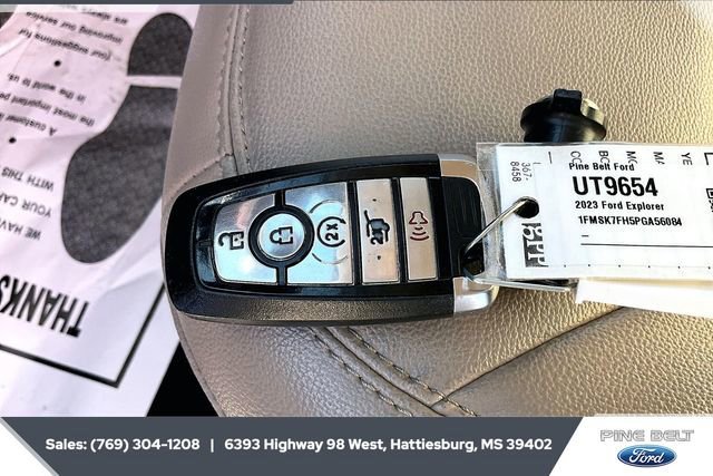 Certified 2023 Ford Explorer Limited image 11