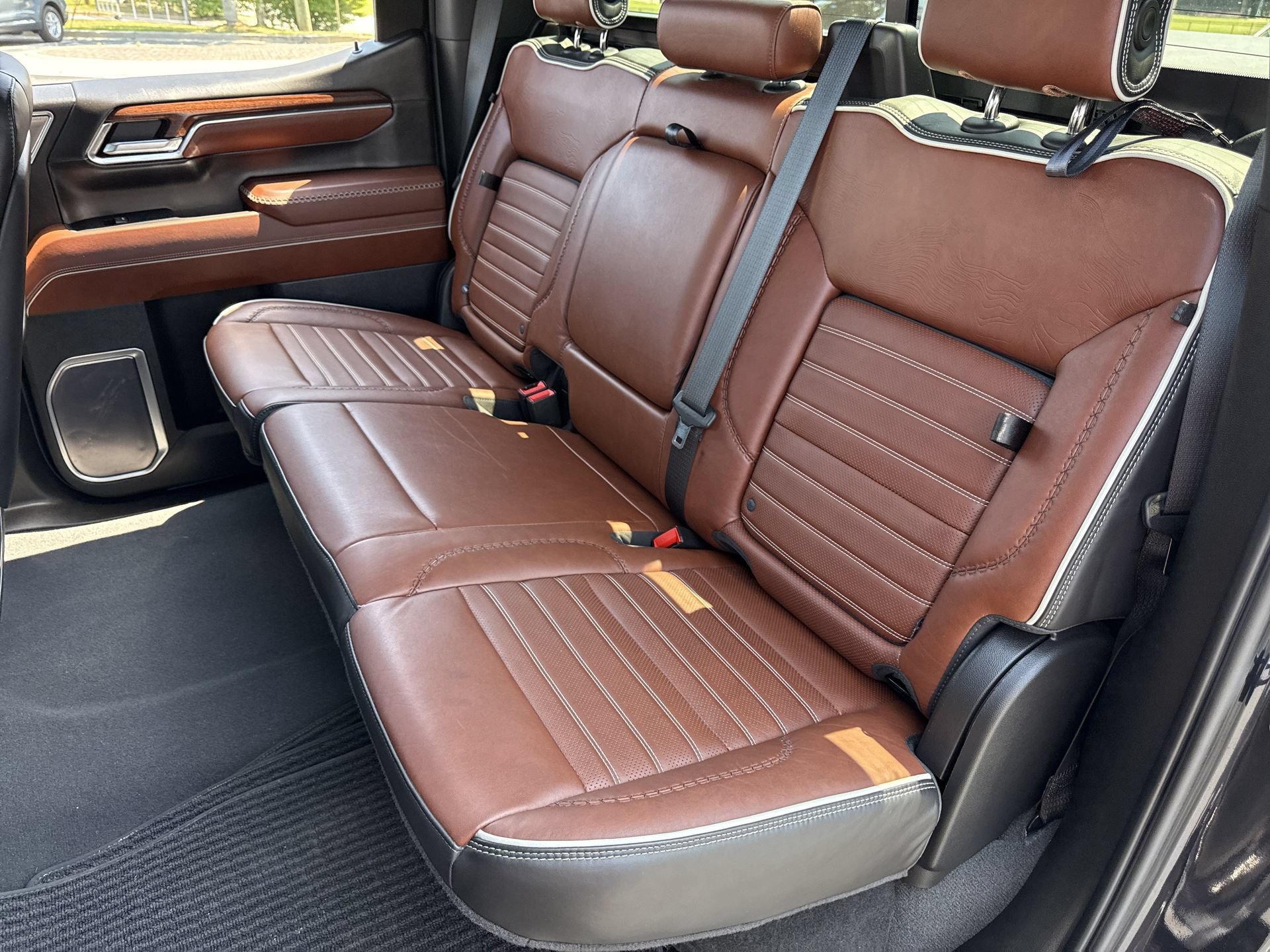 Used 2023 GMC Sierra 1500 Denali Ultimate AWD/4WD image 18