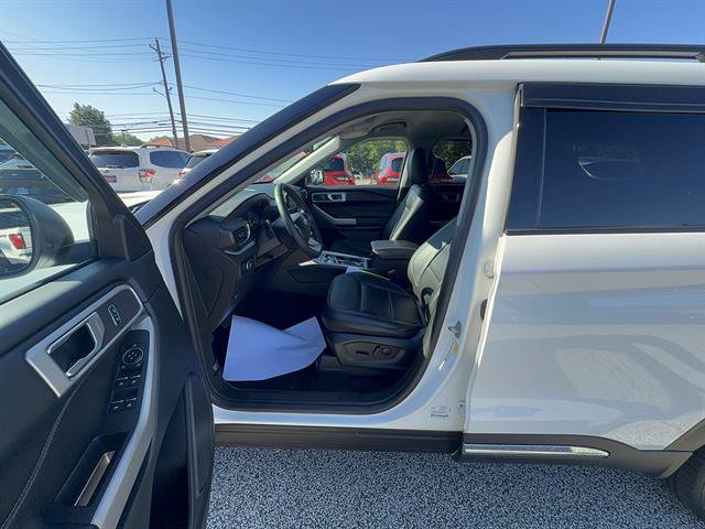 Certified 2023 Ford Explorer XLT w/ Equipment Group 202A AWD/4WD image 12