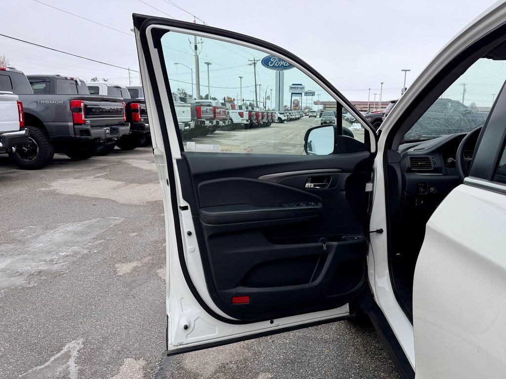Used 2019 Honda Pilot EX image 10