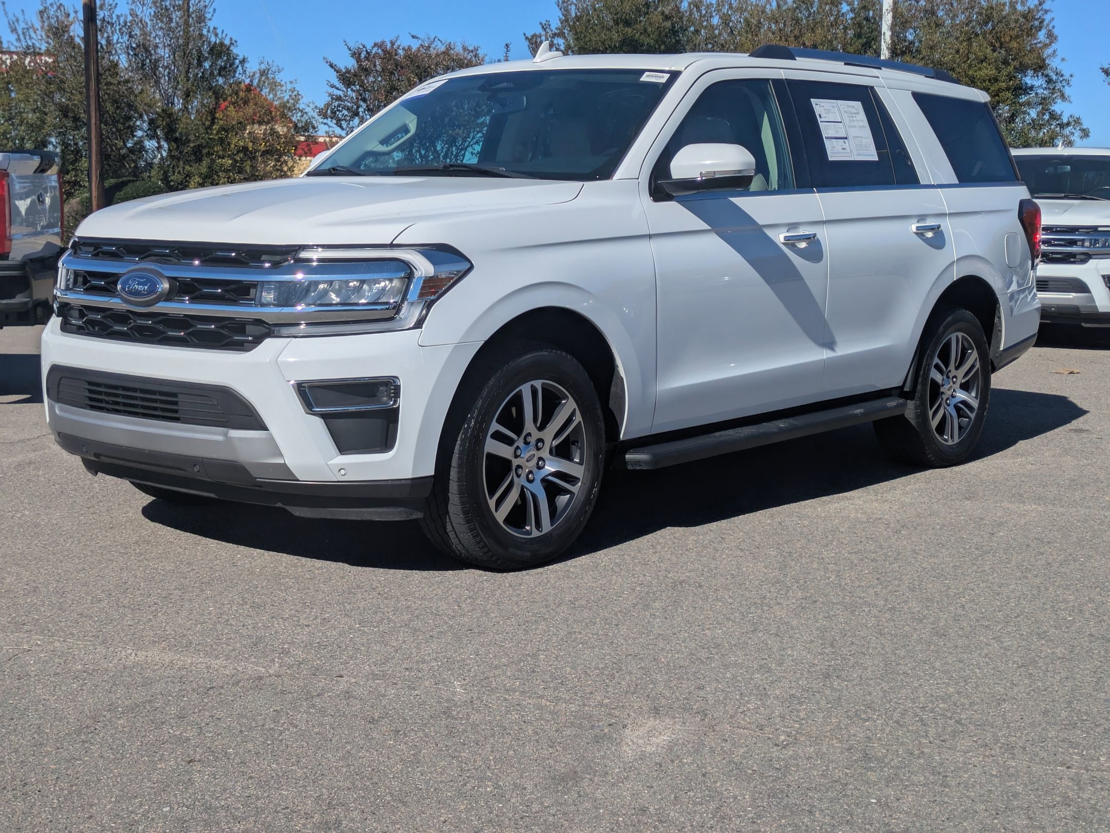 Certified 2024 Ford Expedition Limited image 8