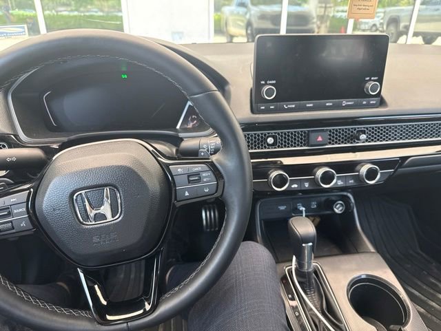 Used 2025 Honda Civic Sport image 2