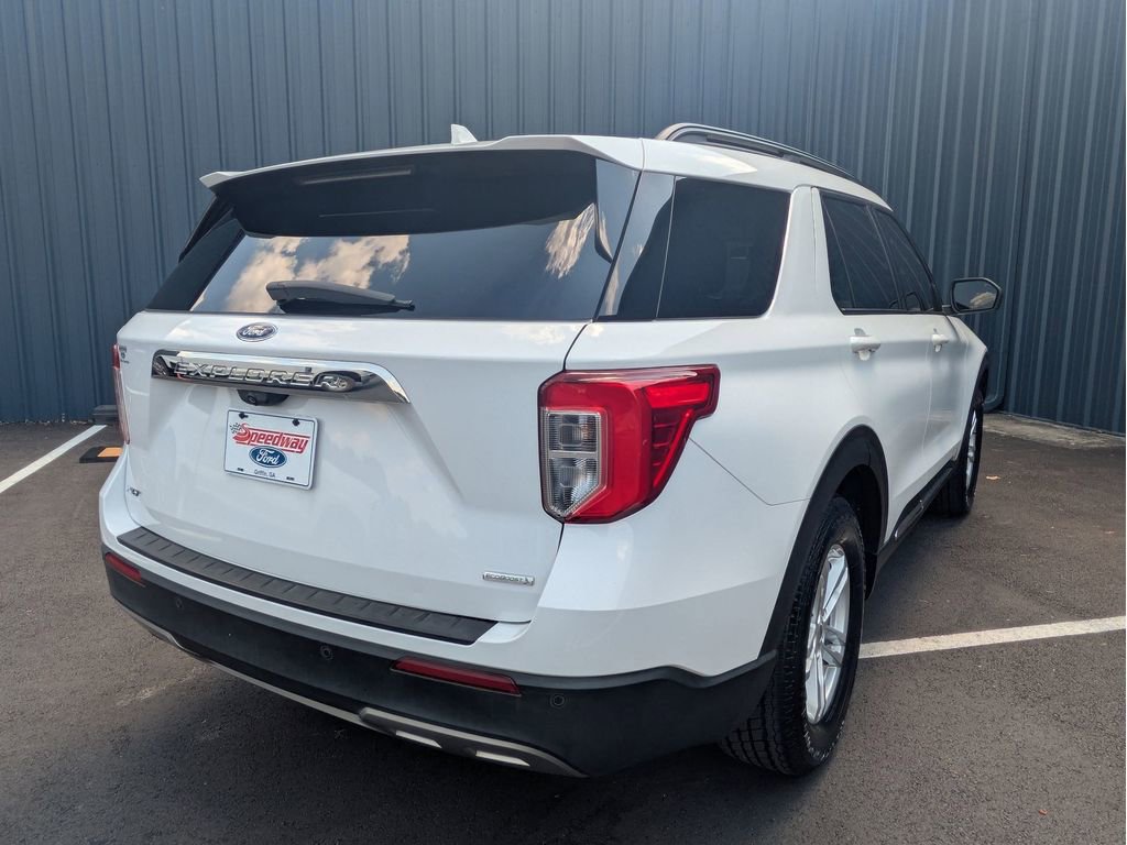 Certified 2020 Ford Explorer XLT w/ Equipment Group 202A RWD image 6