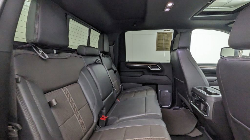 Used 2024 Chevrolet Silverado 3500 High Country w/ High Country Premium Package image 38