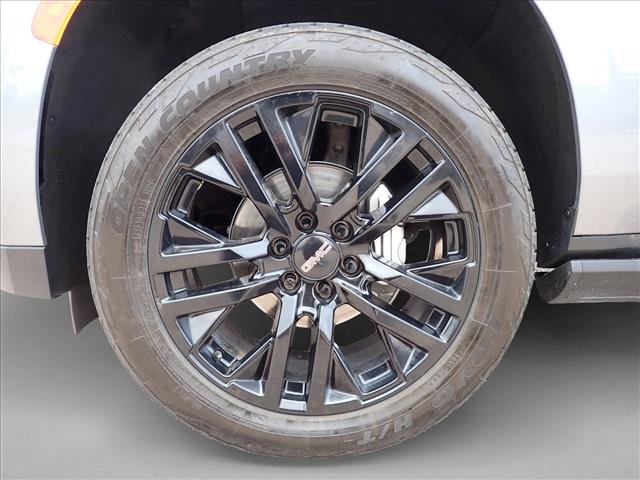 Used 2021 GMC Yukon Denali w/ Denali Premium Package AWD/4WD image 7