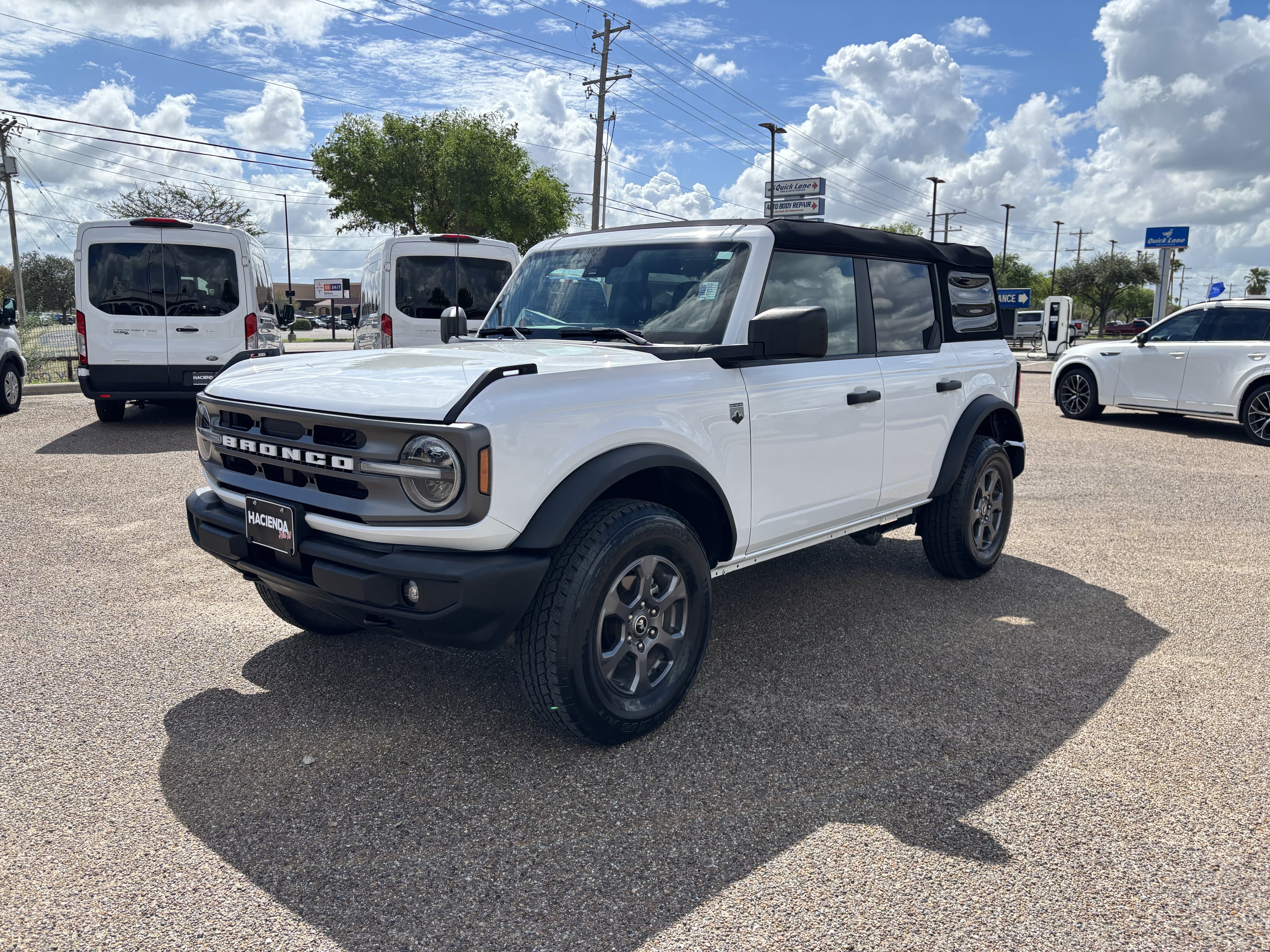 Certified 2023 Ford Bronco Big Bend AWD/4WD image 1