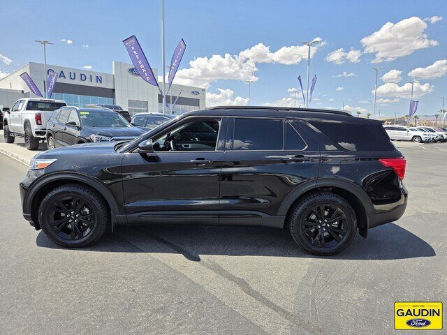 Certified 2023 Ford Explorer XLT w/ Equipment Group 202A AWD/4WD image 4