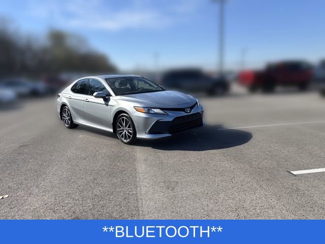 Used 2024 Toyota Camry XLE w/ Navigation Package FWD image 8