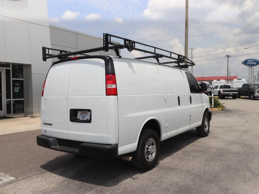 Used 2022 Chevrolet Express 2500 w/ Driver Convenience Package RWD image 13