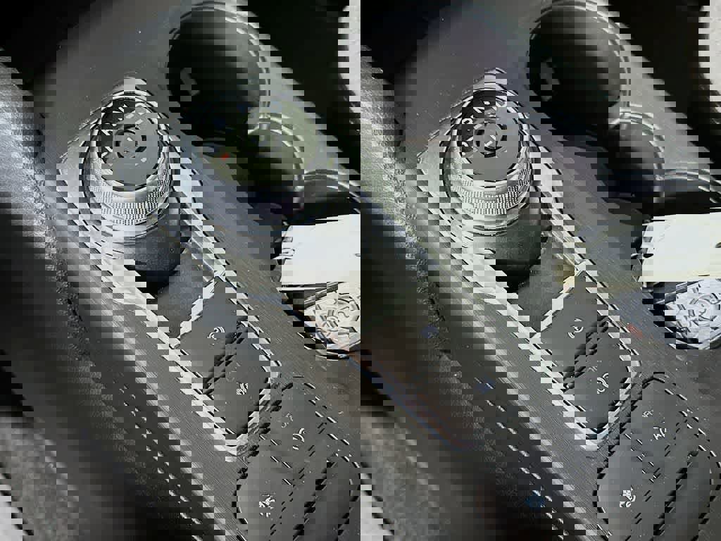 Certified 2022 Ford Escape SE w/ Cold Weather Package image 21