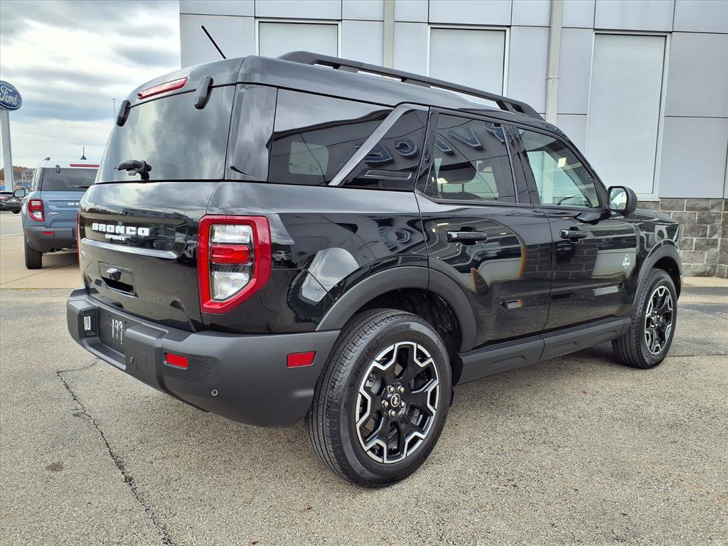 Certified 2025 Ford Bronco Sport Outer Banks w/ Outer Banks Tech Package+ image 6