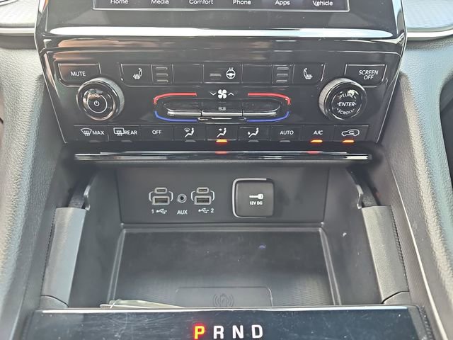 Used 2024 Jeep Grand Cherokee L Altitude AWD/4WD image 29