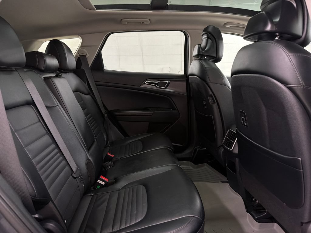 Used 2023 Kia Sportage SX FWD image 32