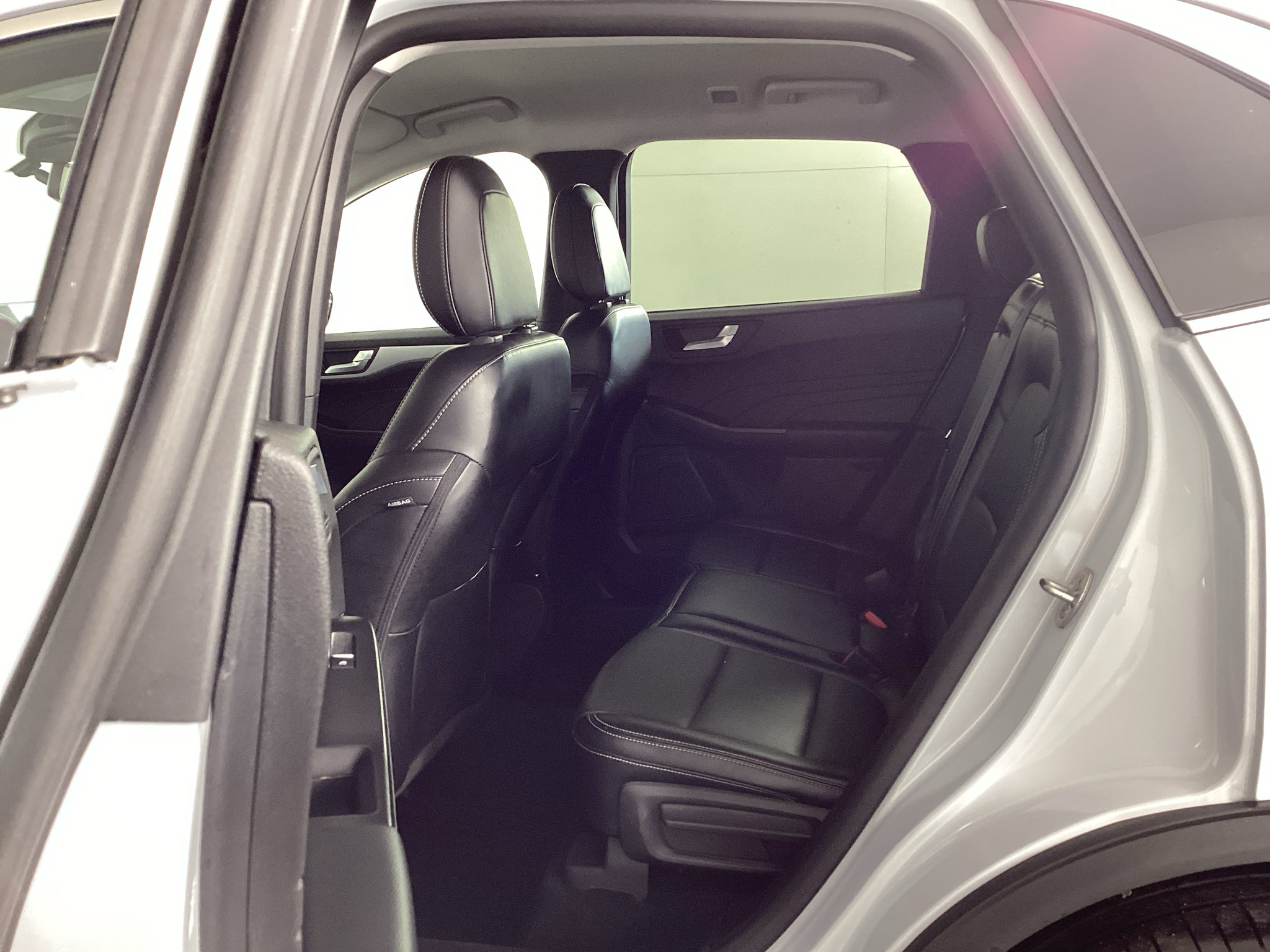 Certified 2025 Ford Escape Platinum AWD/4WD image 14