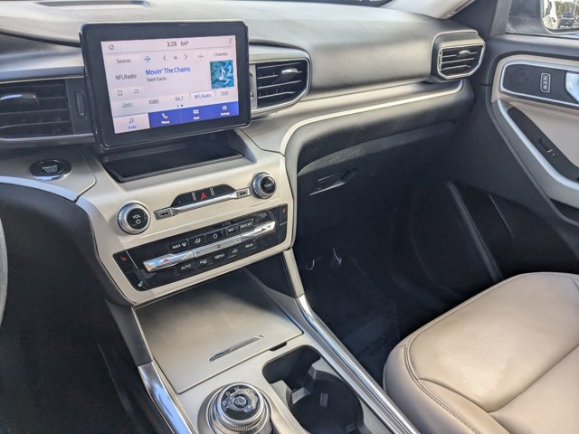 Certified 2022 Ford Explorer XLT w/ Equipment Group 202A image 23