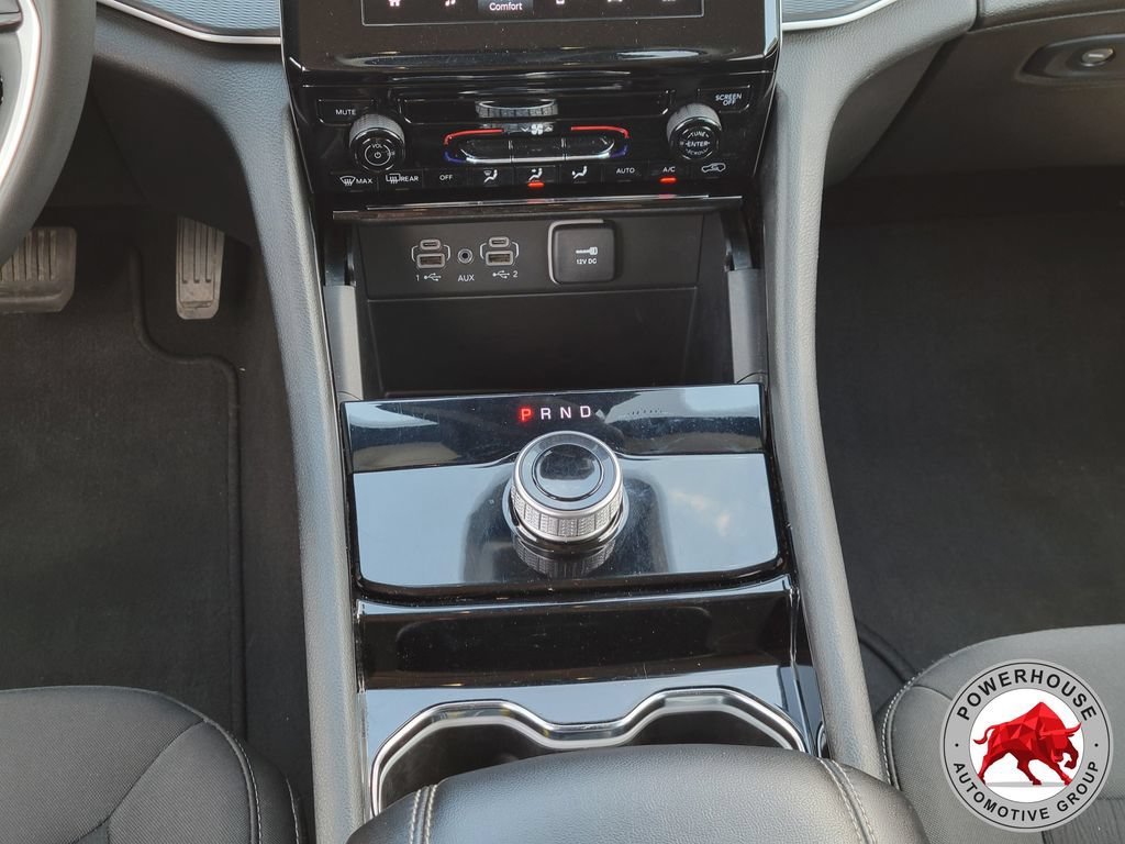 Used 2023 Jeep Grand Cherokee L Laredo AWD/4WD image 23