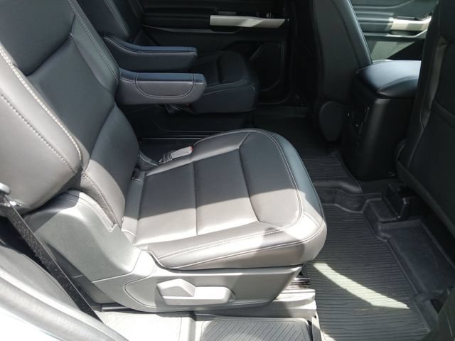 Certified 2023 Ford Explorer XLT w/ Equipment Group 202A AWD/4WD image 45