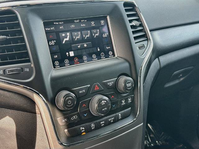 Used 2018 Jeep Grand Cherokee Laredo AWD/4WD image 10