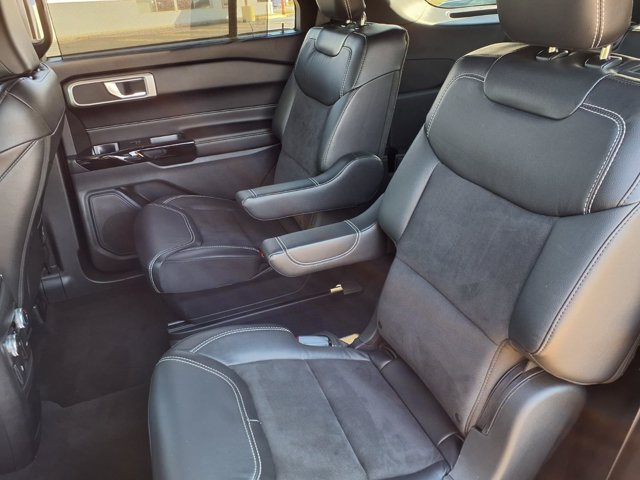 Certified 2022 Ford Explorer ST AWD/4WD image 8
