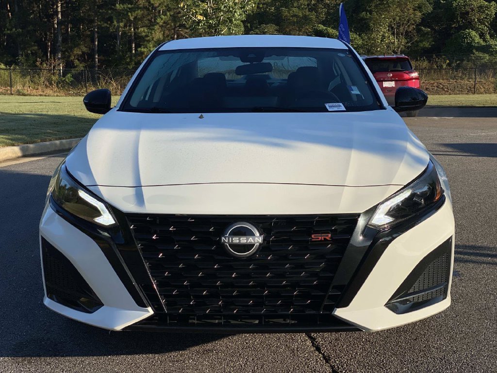 Used 2026 Nissan Altima 2.5 SR FWD image 11
