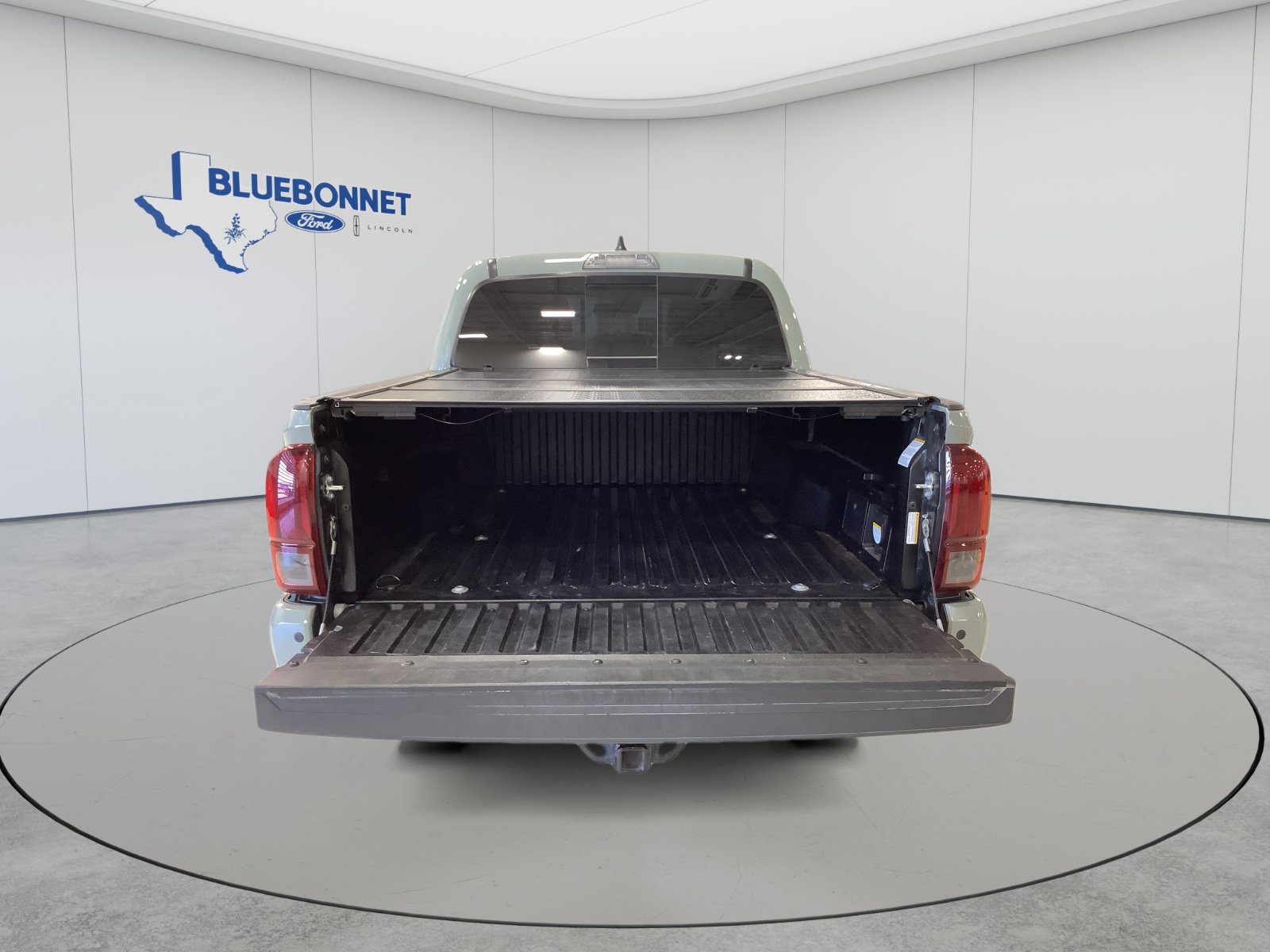 Used 2023 Toyota Tacoma TRD Sport w/ Advanced Technology Package AWD/4WD image 22