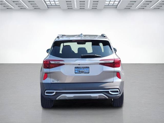 Used 2023 Kia Seltos SX w/ SX Sunroof Package AWD/4WD image 4