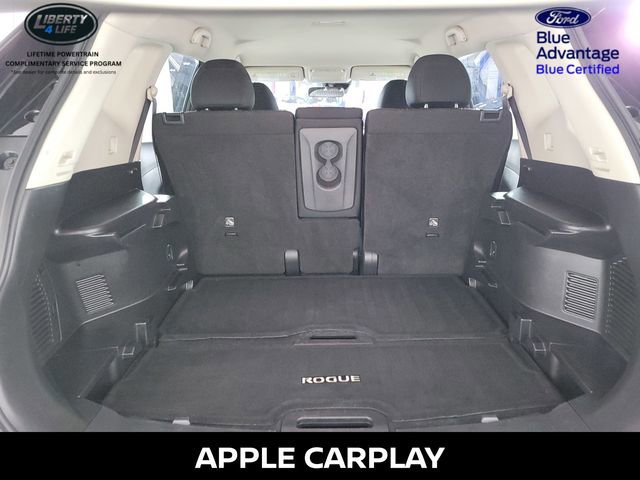 Used 2020 Nissan Rogue SV image 16