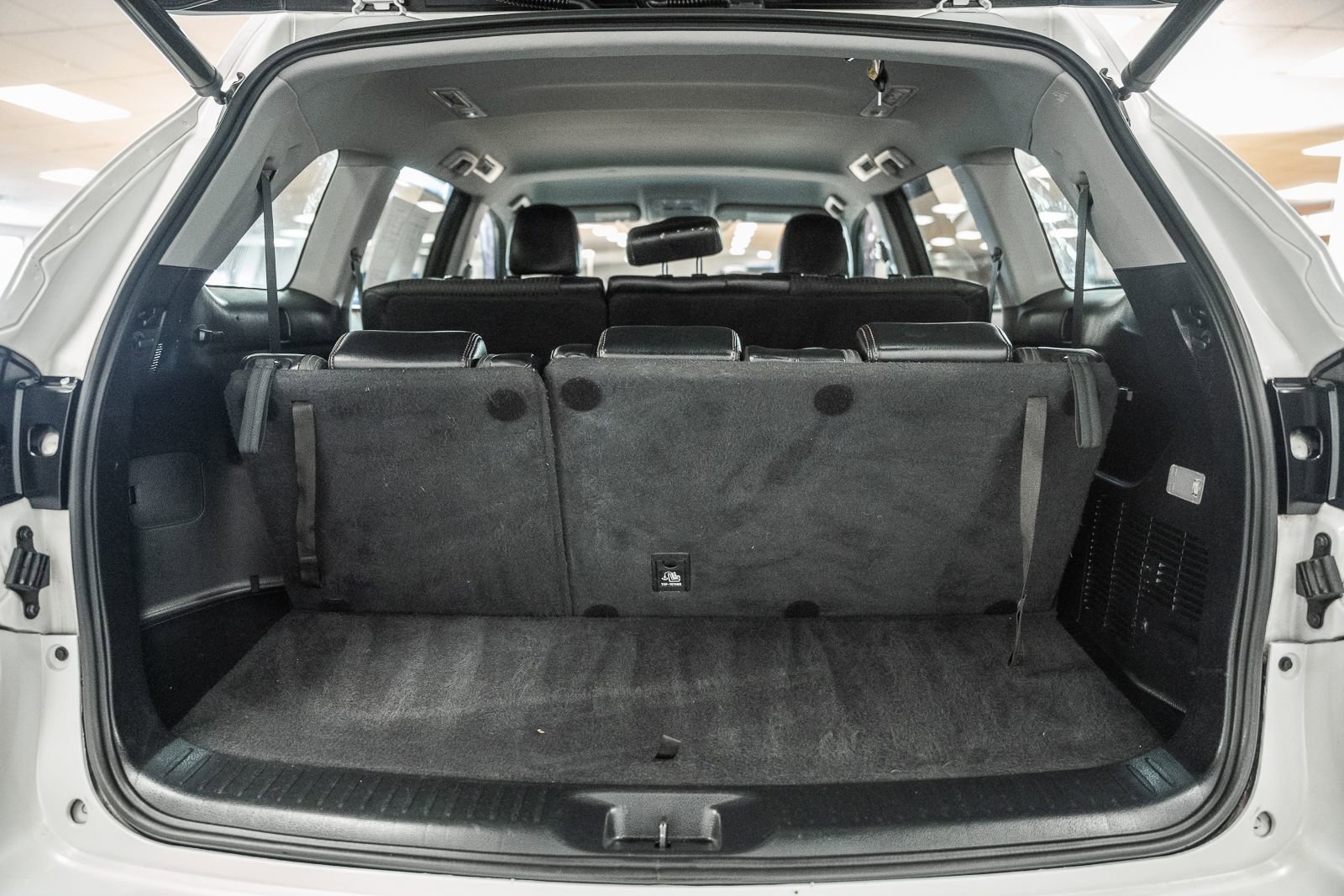 Used 2017 Toyota Highlander Plus w/ Protection Package #3 AWD/4WD image 11