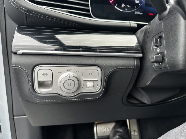 Used 2024 Mercedes-Benz Maybach GLS 600 4MATIC image 31