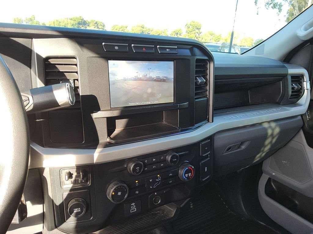 Certified 2023 Ford F550 XL image 23