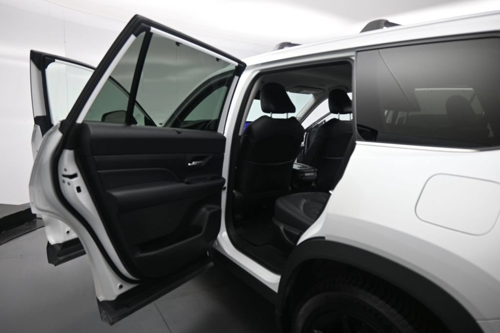 Used 2024 Toyota Grand Highlander AWD Hybrid image 16