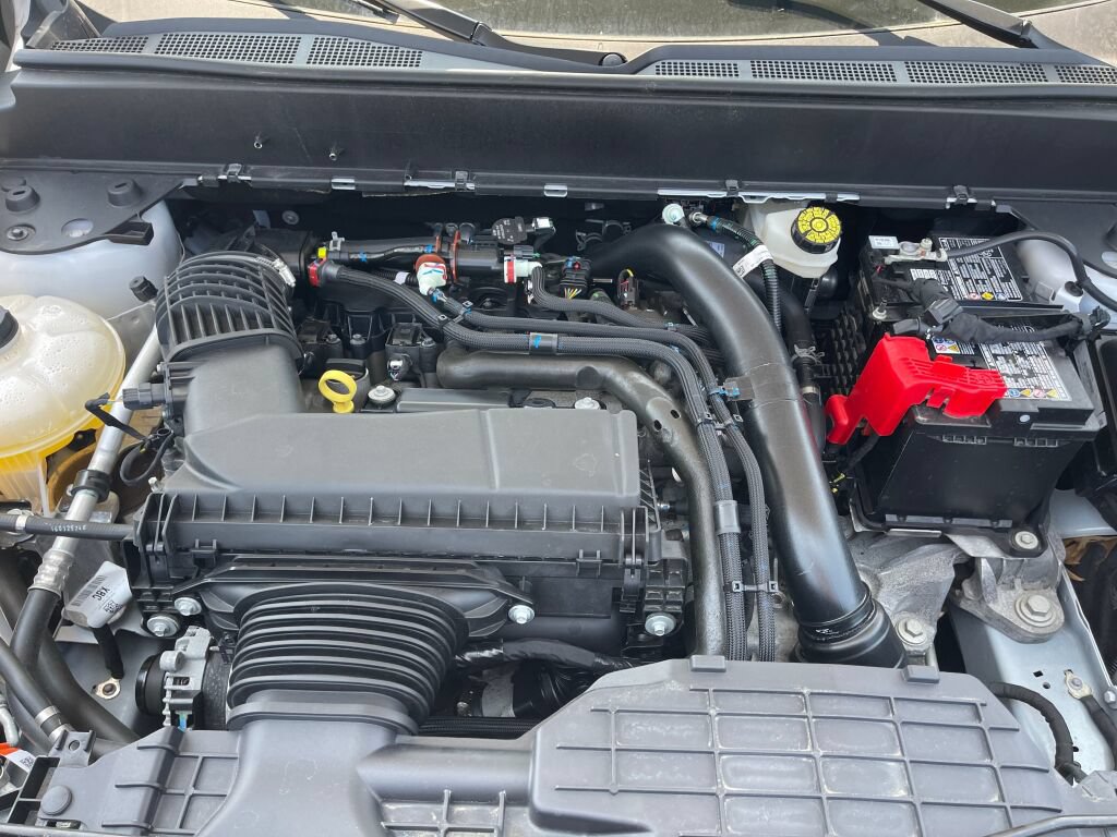 Certified 2025 Ford Maverick XL w/ 4K Tow Package AWD/4WD image 31
